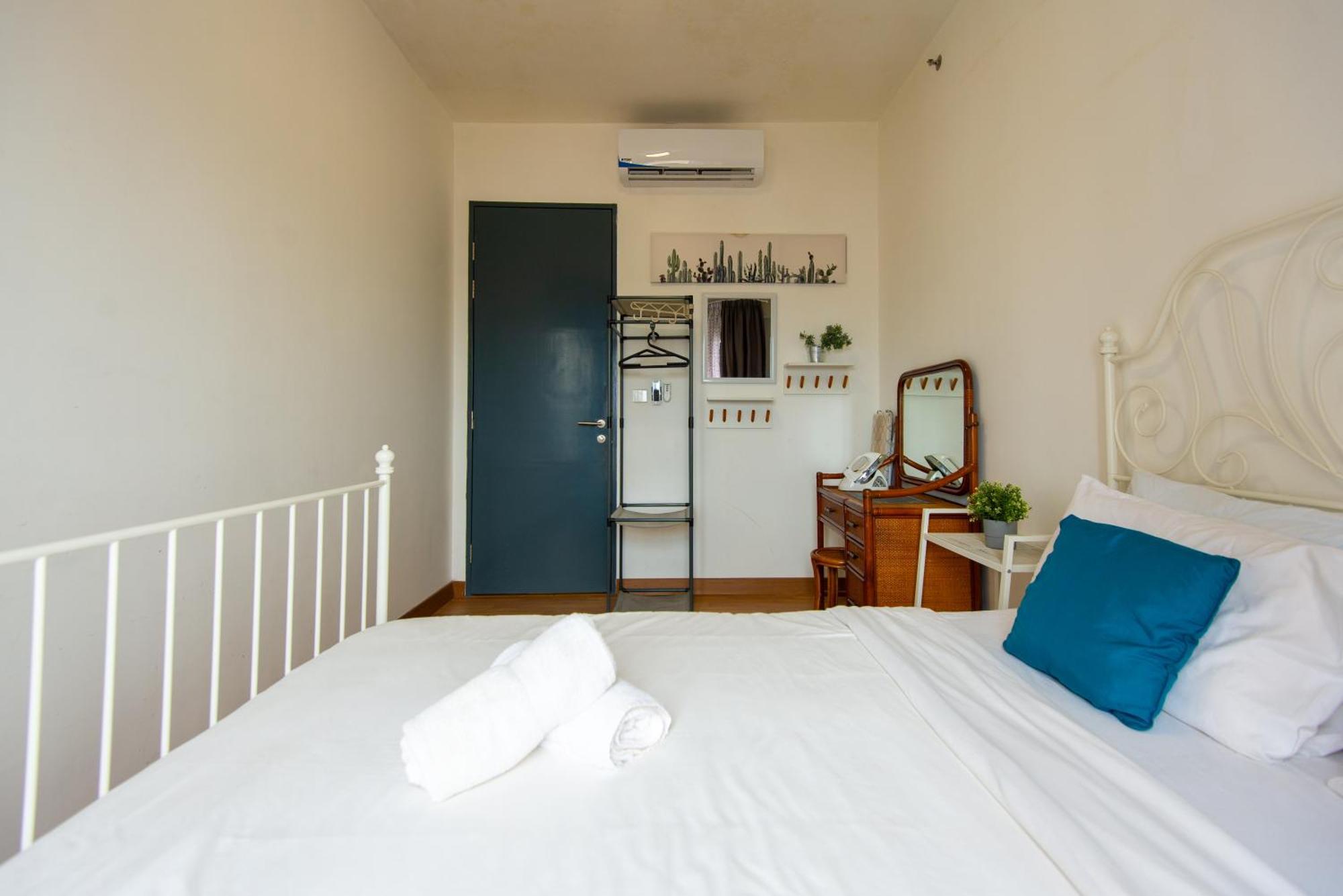 Апартаменти Casa Orient @ Macalister 218 ❈中路218东方之家 3Br 8Pax Джорджтаун Екстер'єр фото