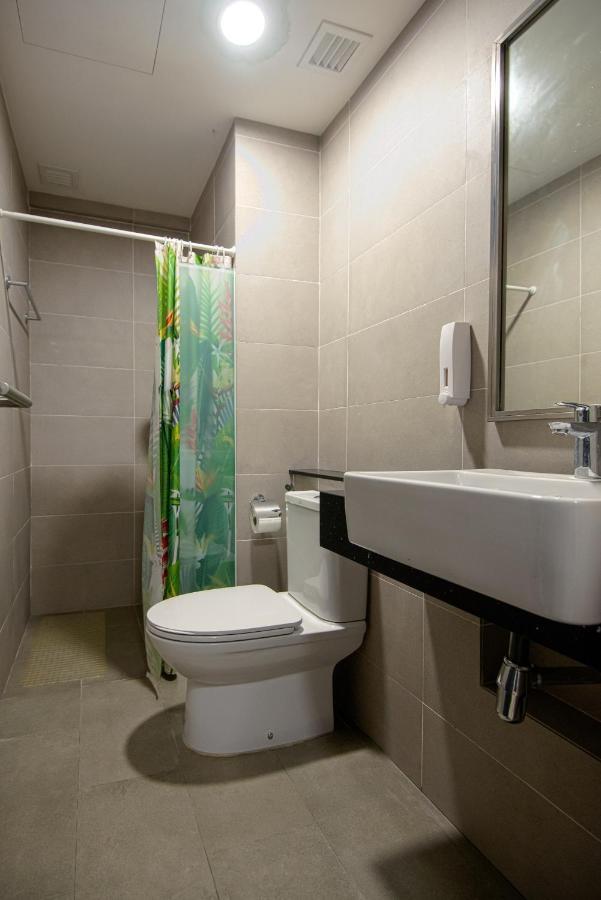 Апартаменти Casa Orient @ Macalister 218 ❈中路218东方之家 3Br 8Pax Джорджтаун Екстер'єр фото