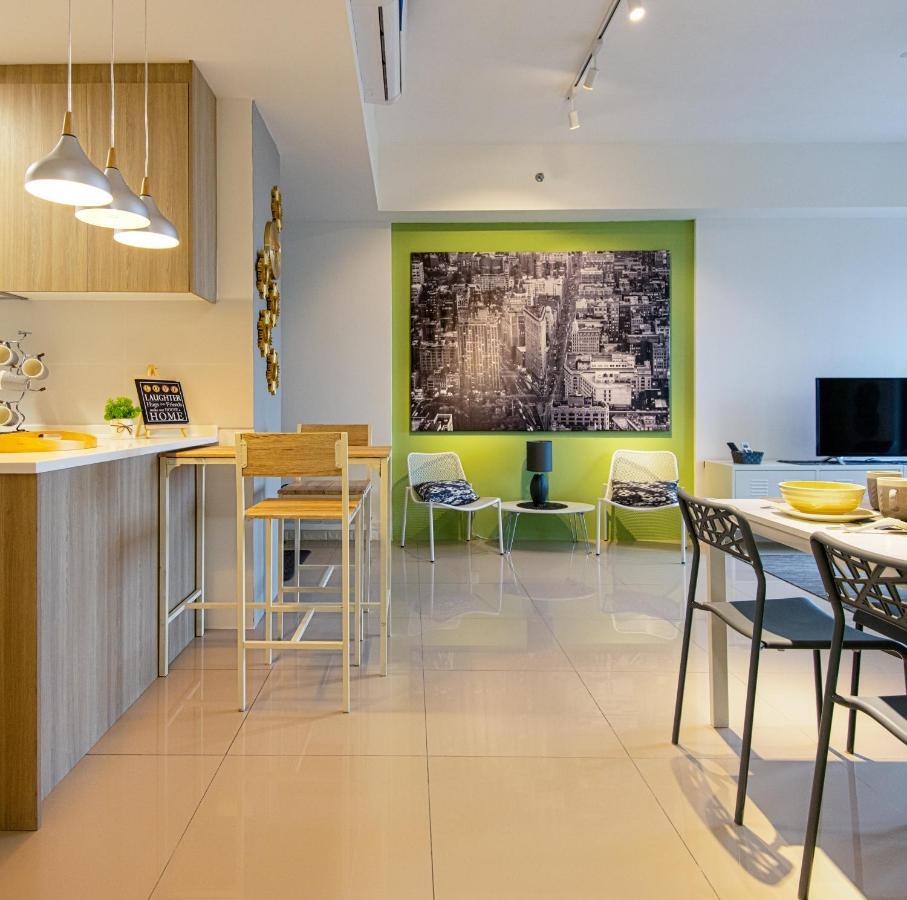 Апартаменти Casa Orient @ Macalister 218 ❈中路218东方之家 3Br 8Pax Джорджтаун Екстер'єр фото